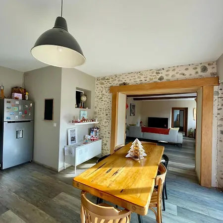 Feriehus Aux Pieds Des Pyrenees *