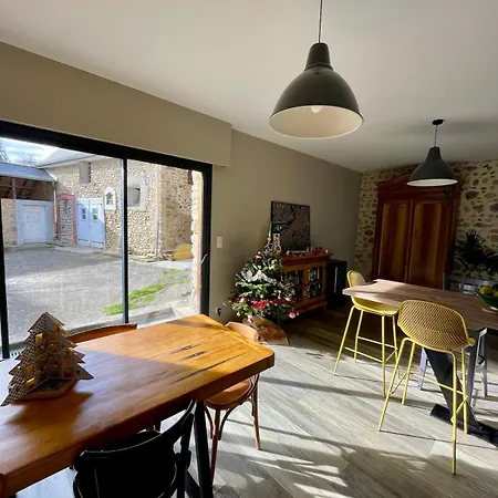 Aux Pieds Des Pyrenees Feriehus Lanne
